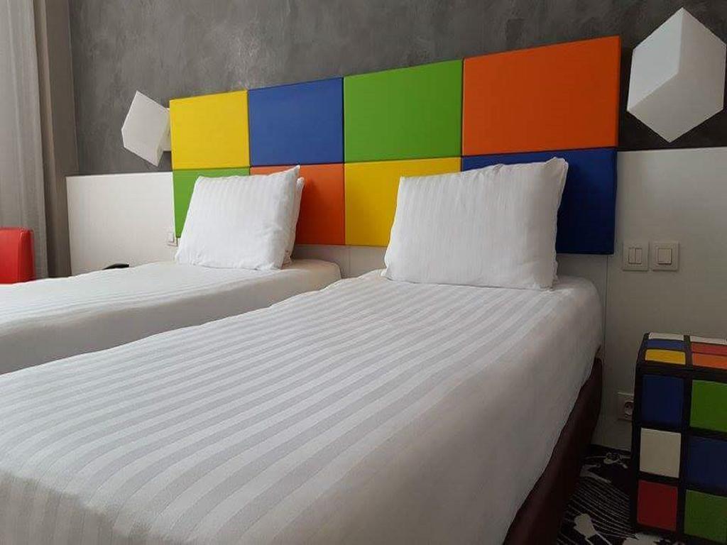 Hotel Tristar La Louviere Ngoại thất bức ảnh