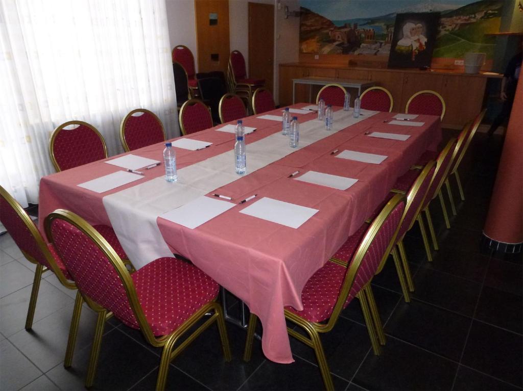 Hotel Tristar La Louviere Ngoại thất bức ảnh